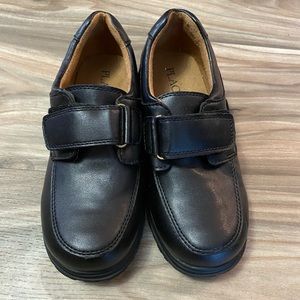 Children’s Place Black Dress Shoes Boys Size 2